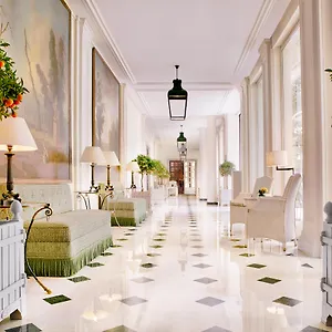 ***** Hotel Le Bristol Paris, Oetker Franţa