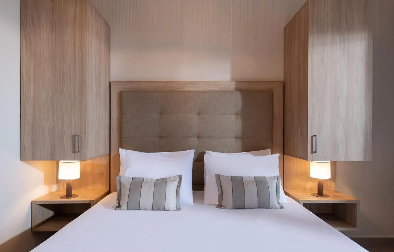 Privilege Luxury Living 萨尔蒂